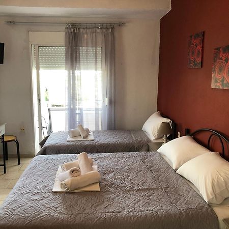 Eudokia Rooms Sarti Luaran gambar
