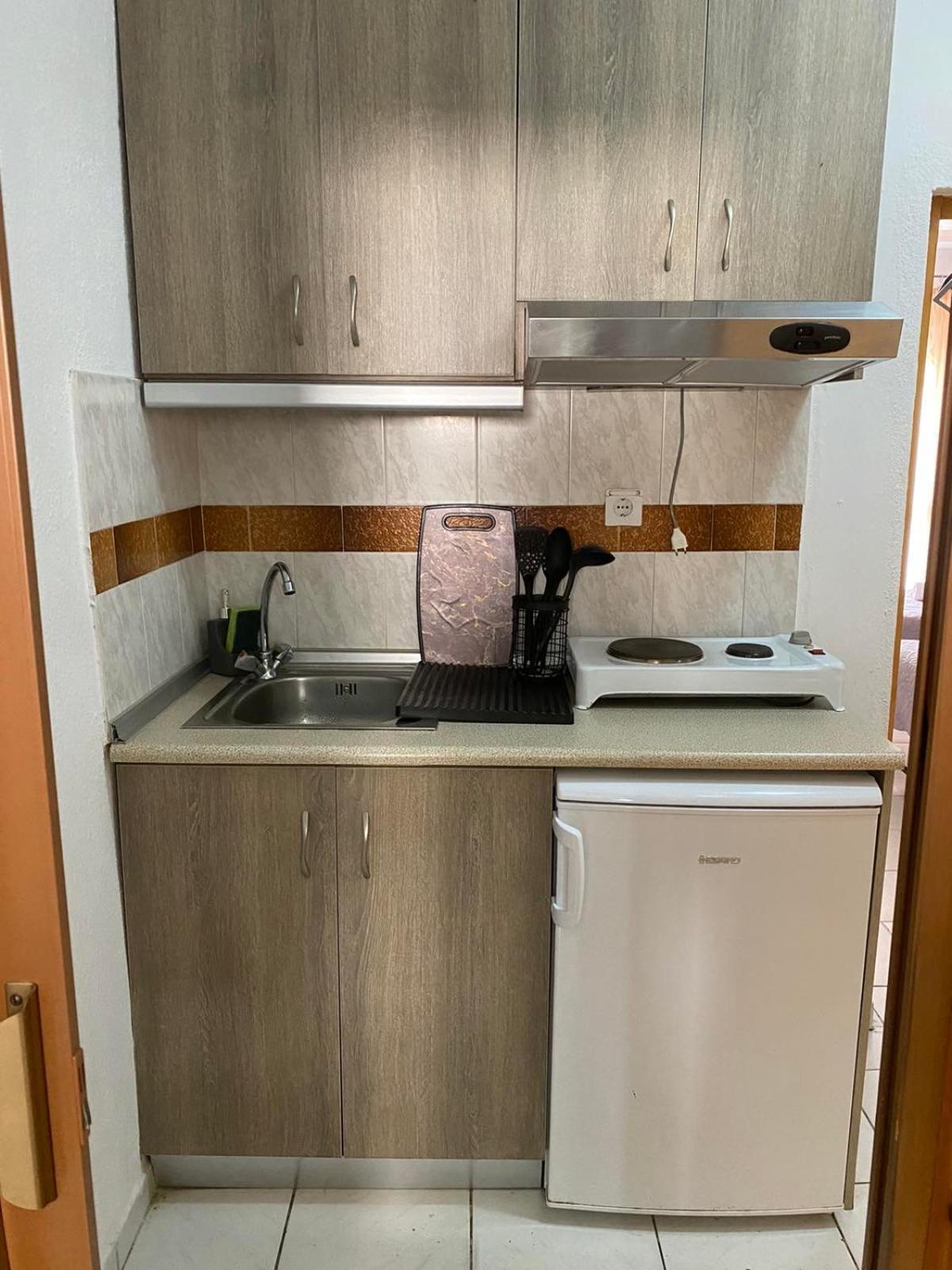 Eudokia Rooms Sarti Luaran gambar