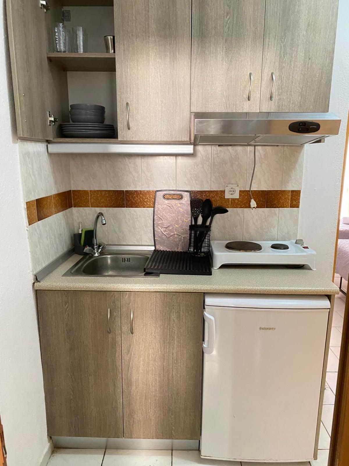 Eudokia Rooms Sarti Luaran gambar