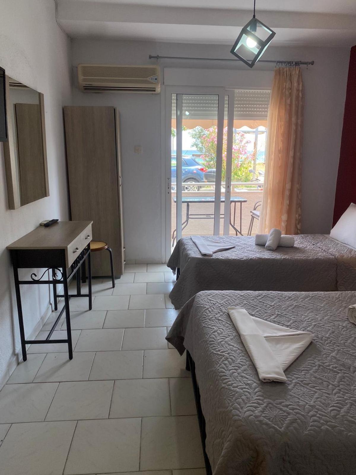 Eudokia Rooms Sarti Luaran gambar